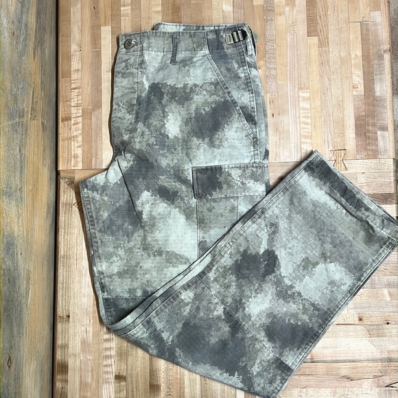 Propper Other - Propper ATACS pants. Men’s size Medium Regular